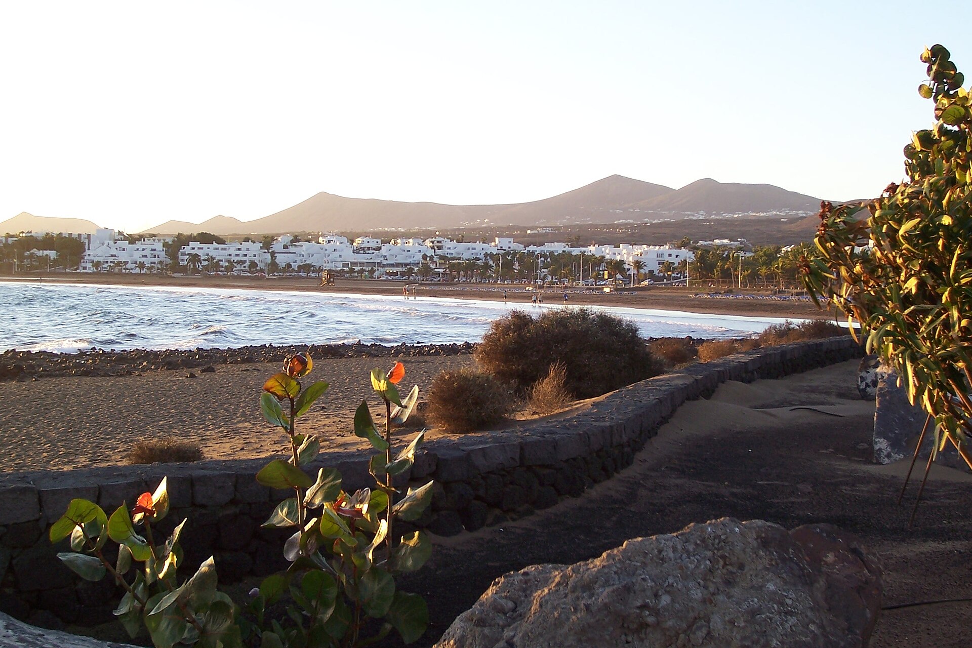 Playa de Los Pocillos en Puerto del Carmen, Lanzarote